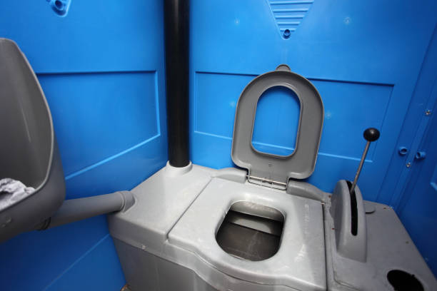 Best Portable restroom trailer rental  in Wetumpka, AL