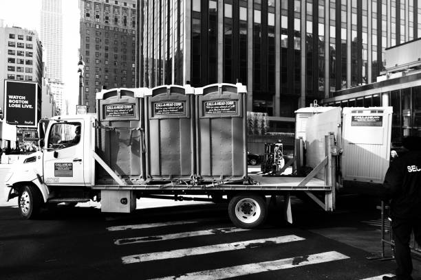Best Portable restroom trailer rental  in Wetumpka, AL